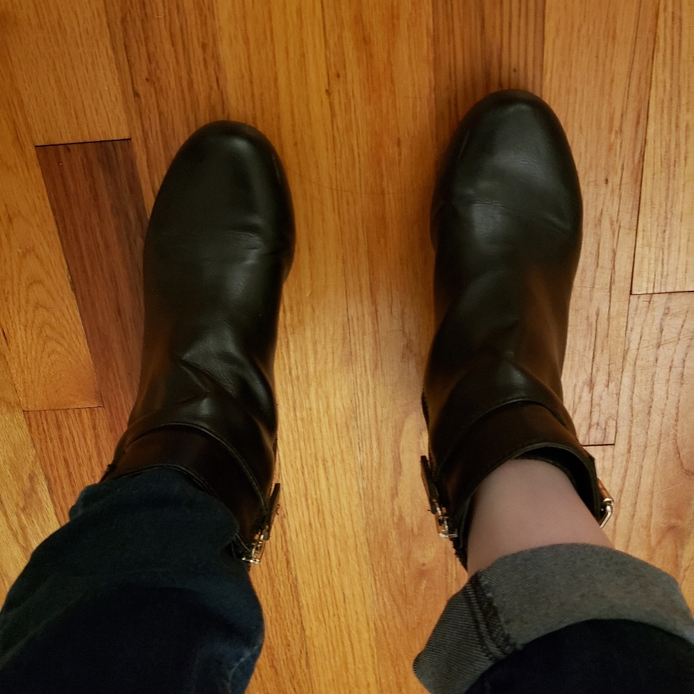 Used Dr. Scholls Booties - Picture 10 of 12